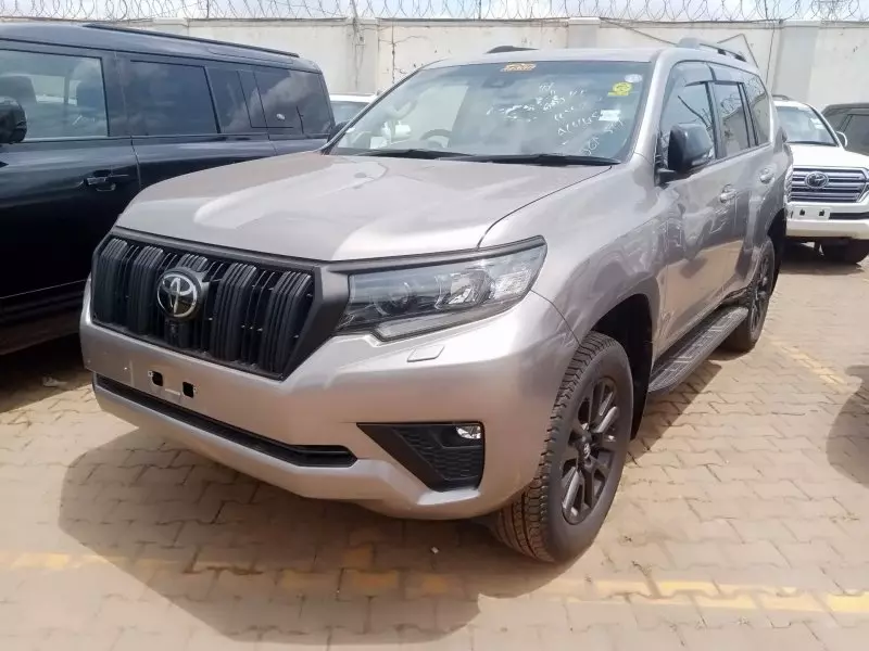Toyota Landcruiser Prado   - 2018