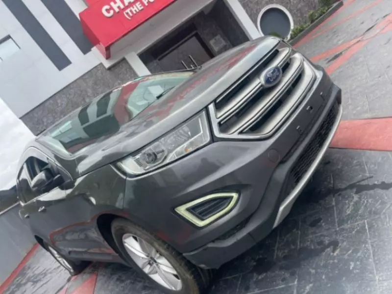 Ford Edge   - 2015