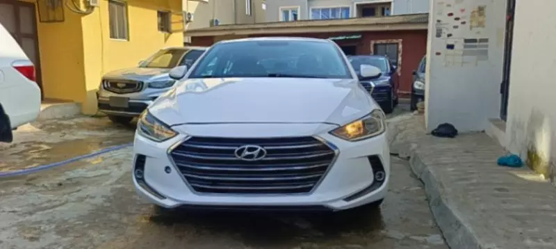 Hyundai Elantra