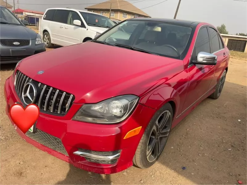 Mercedes-Benz C-class   - 2013