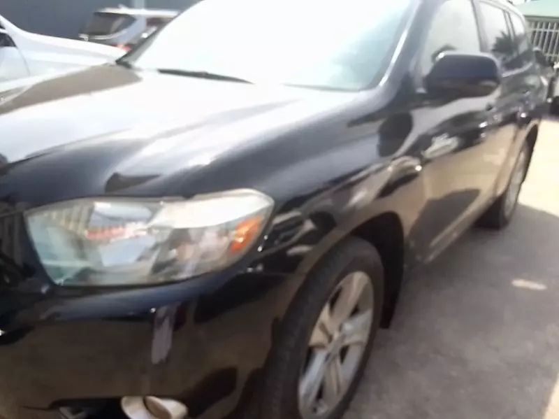 Toyota Highlander   - 2009