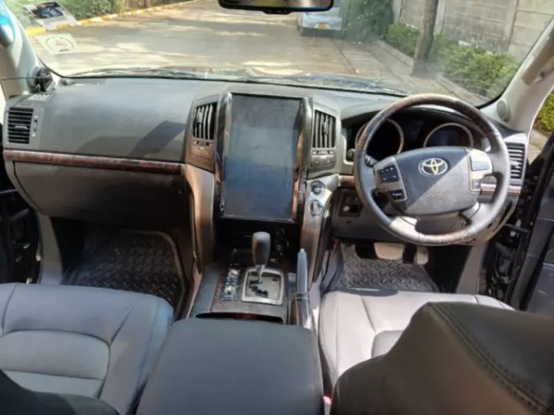 Toyota Landcruiser ZX   - 2014
