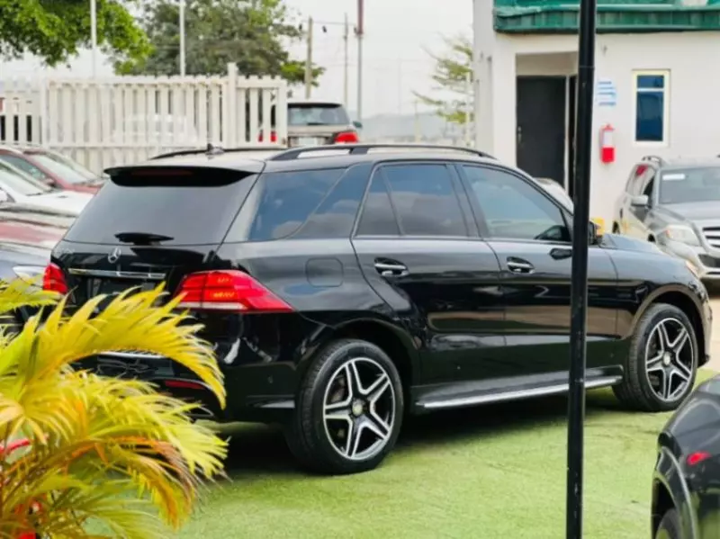 Mercedes-Benz GLE 350