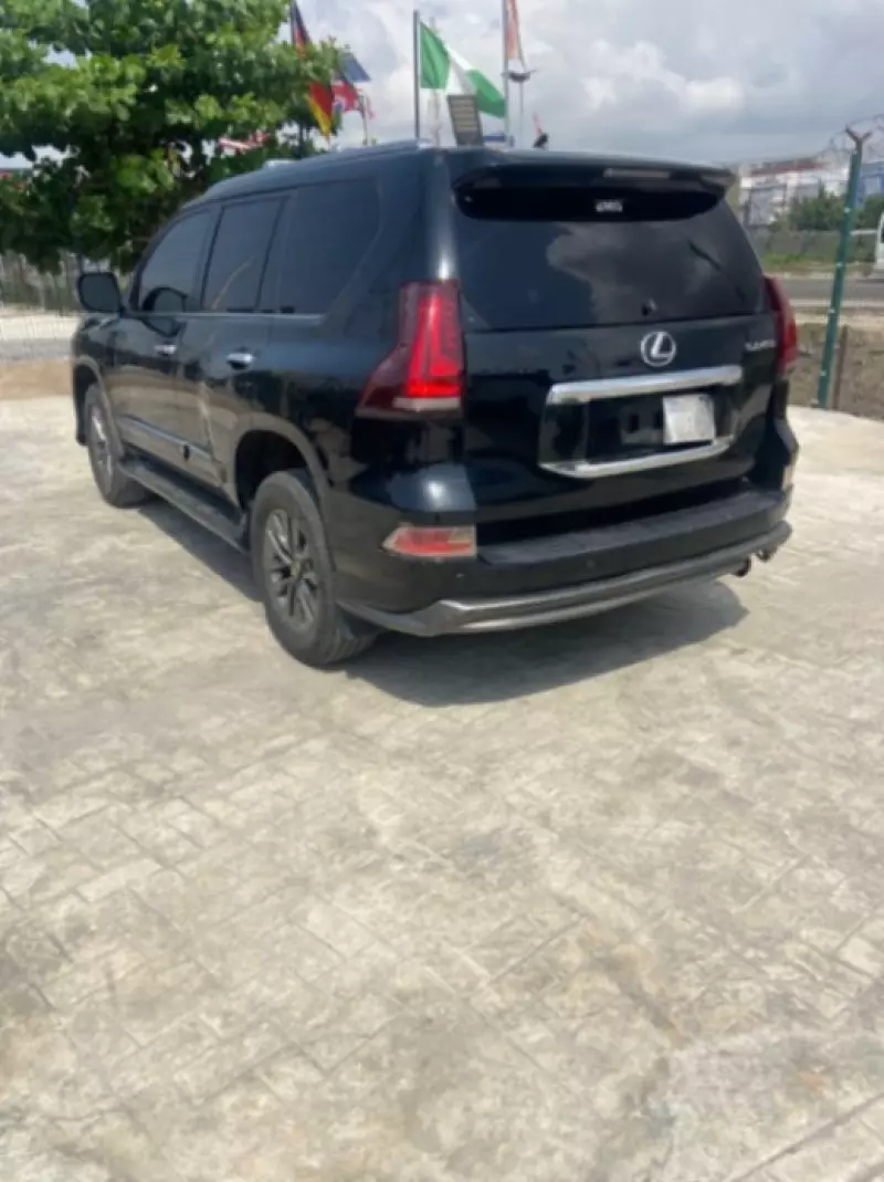 Lexus GX 470   - 2010