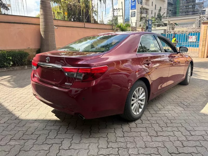 Toyota Mark X   - 2015