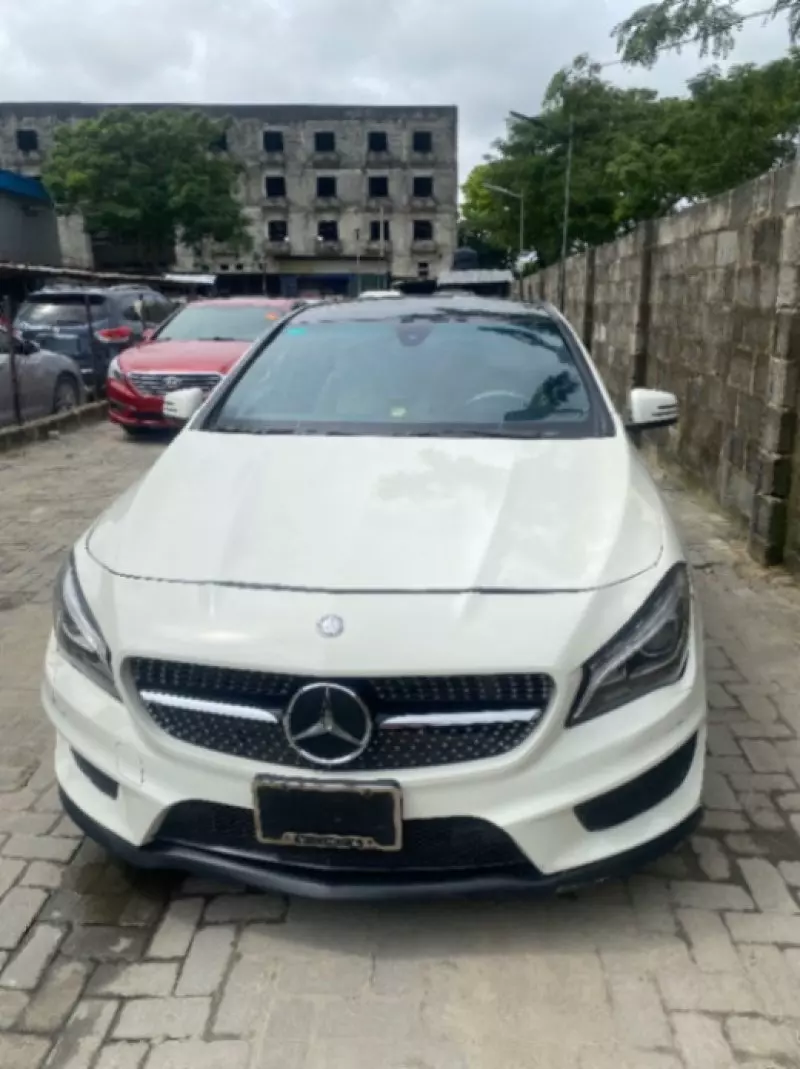 Mercedes-Benz CLA 250   - 2014