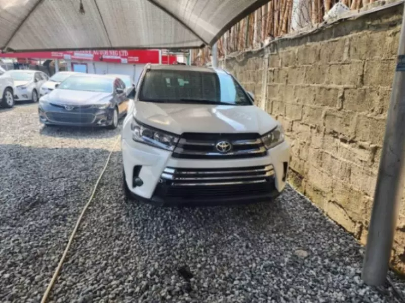 Toyota Highlander   - 2009