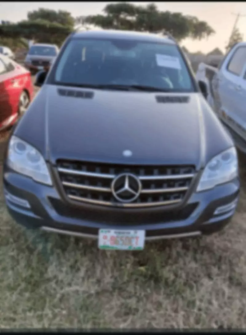 Mercedes-Benz ML 350   - 2011