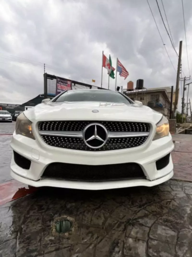 Mercedes-Benz CLA 250   - 2016