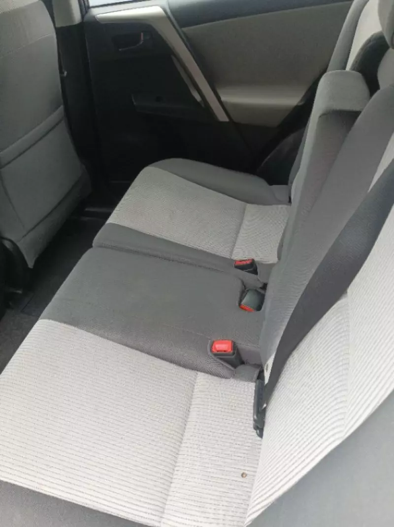 Toyota RAV4   - 2015