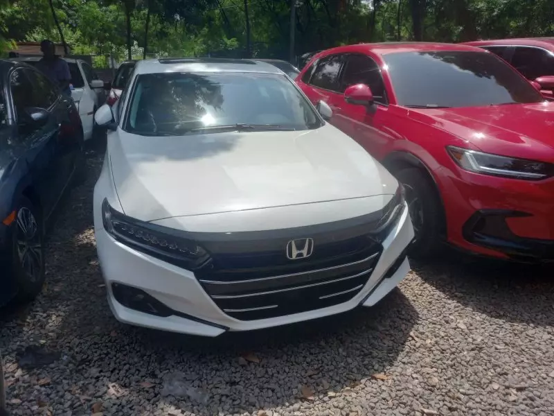 Honda Accord   - 2020