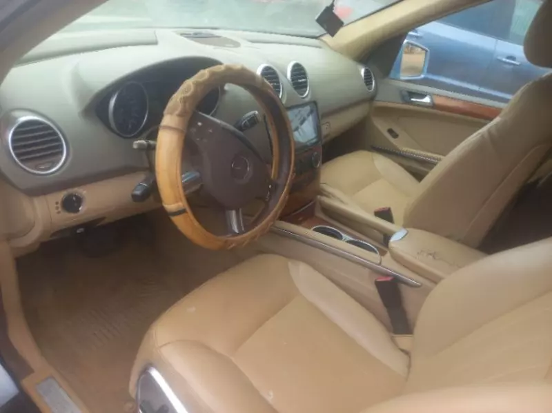 Mercedes-Benz ML 350   - 2006