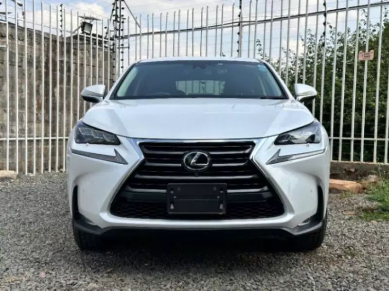 Lexus NX 200T   - 2017