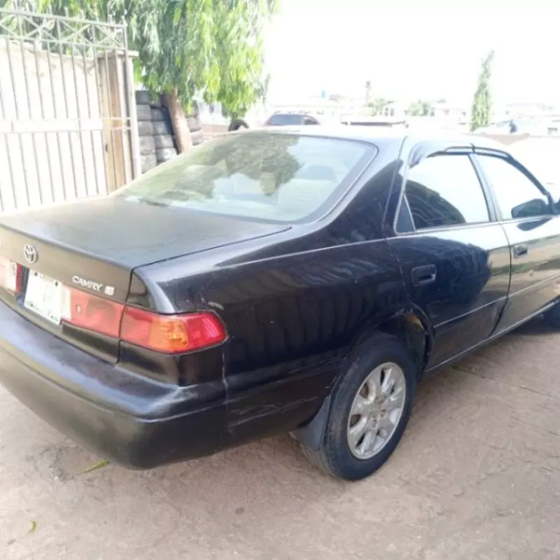 Toyota camry   - 2001