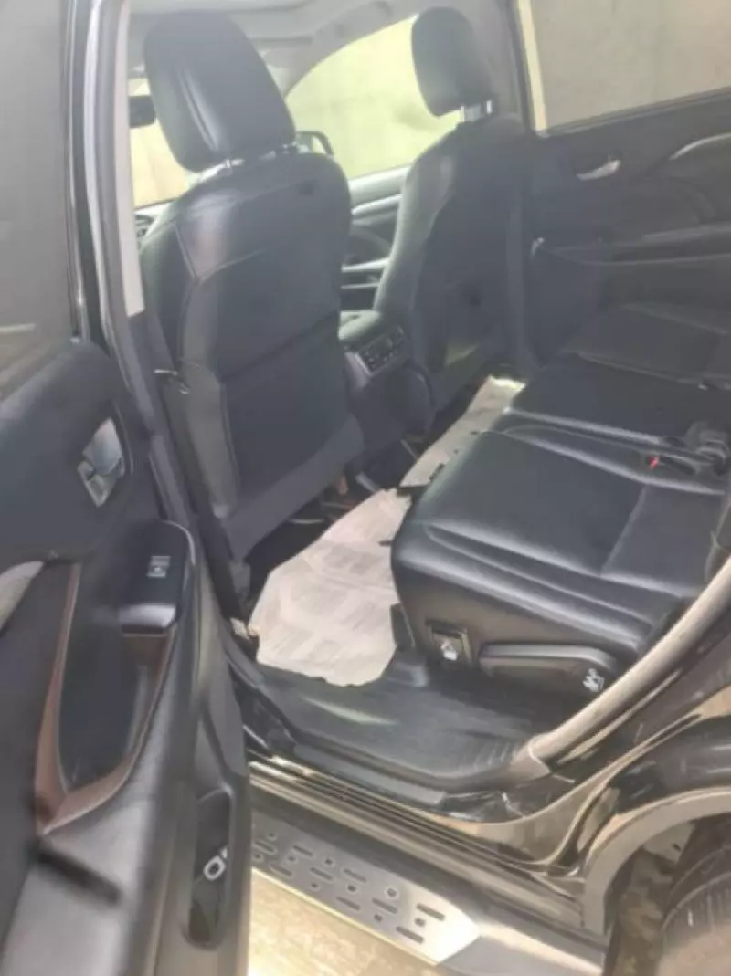 Toyota Highlander   - 2018