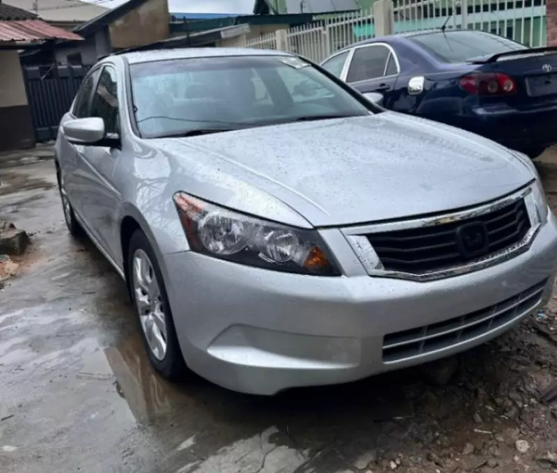 Honda Accord   - 2008