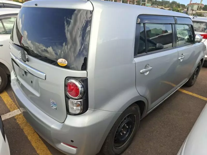 Toyota Rumion   - 2013