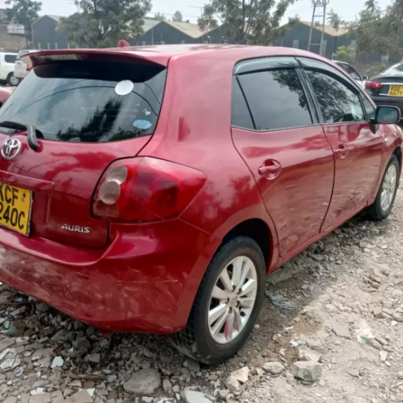 Toyota Auris   - 2009