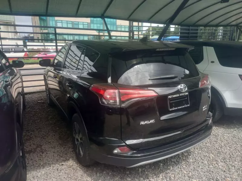 Toyota Rav4   - 2018