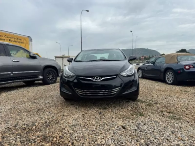 Hyundai Elantra   - 2016