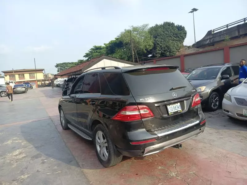 Mercedes-Benz ML 350 - 2013