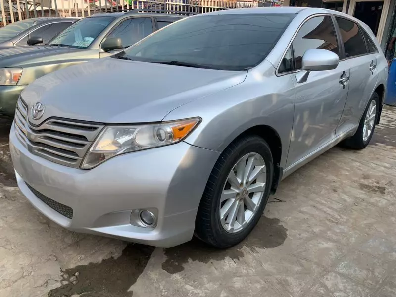 Toyota Venza   - 2010