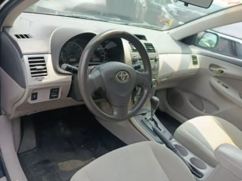 Toyota Corolla   - 2013