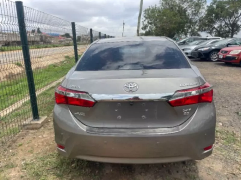 Toyota Corolla   - 2013