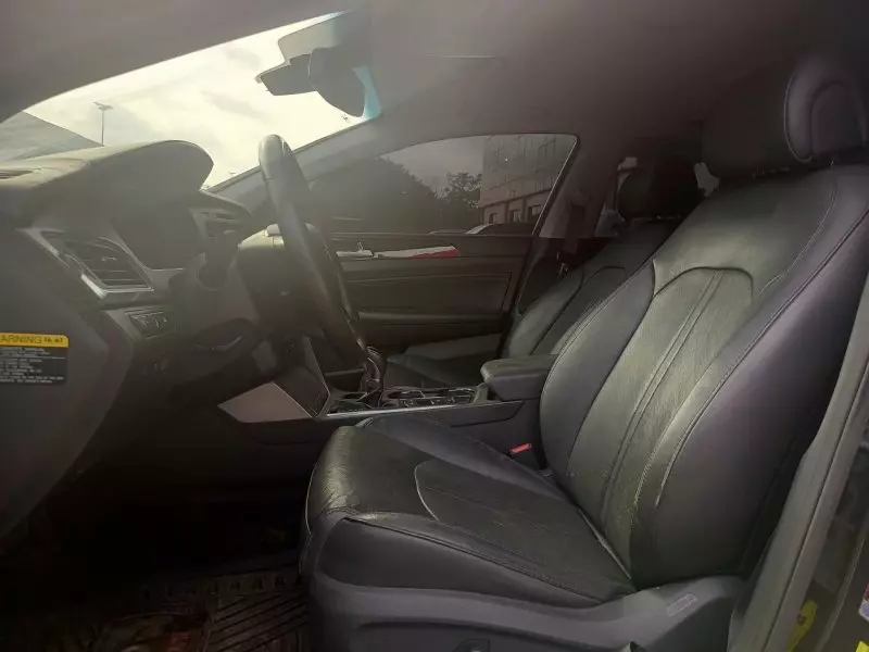 Hyundai Sonata   - 2015