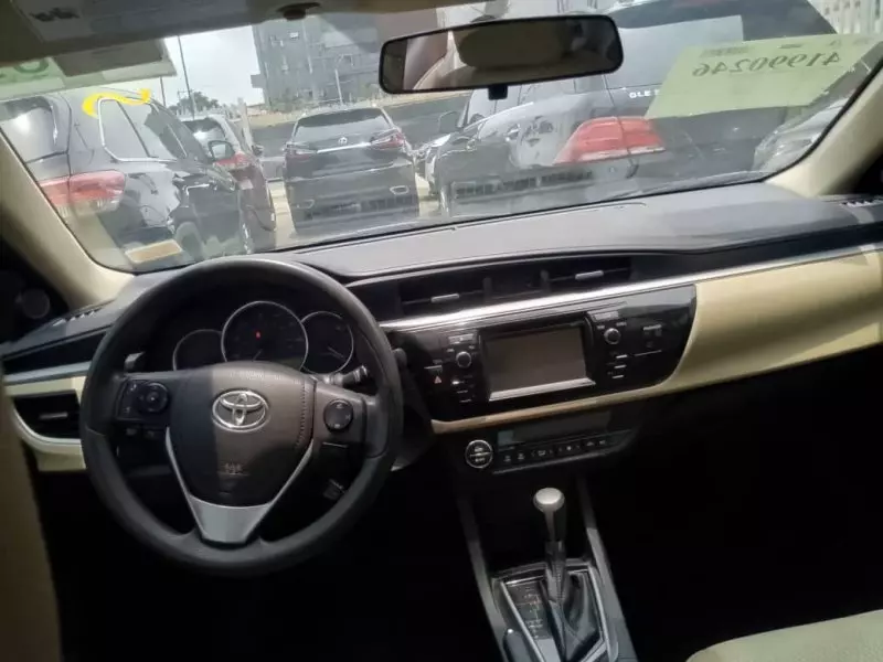 Toyota Corolla   - 2014