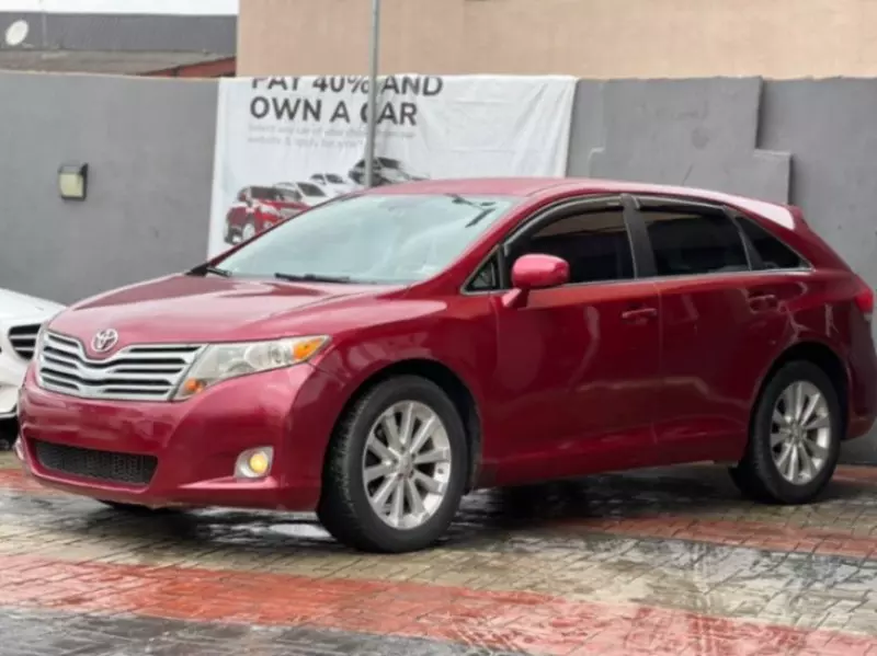 Toyota Venza   - 2010