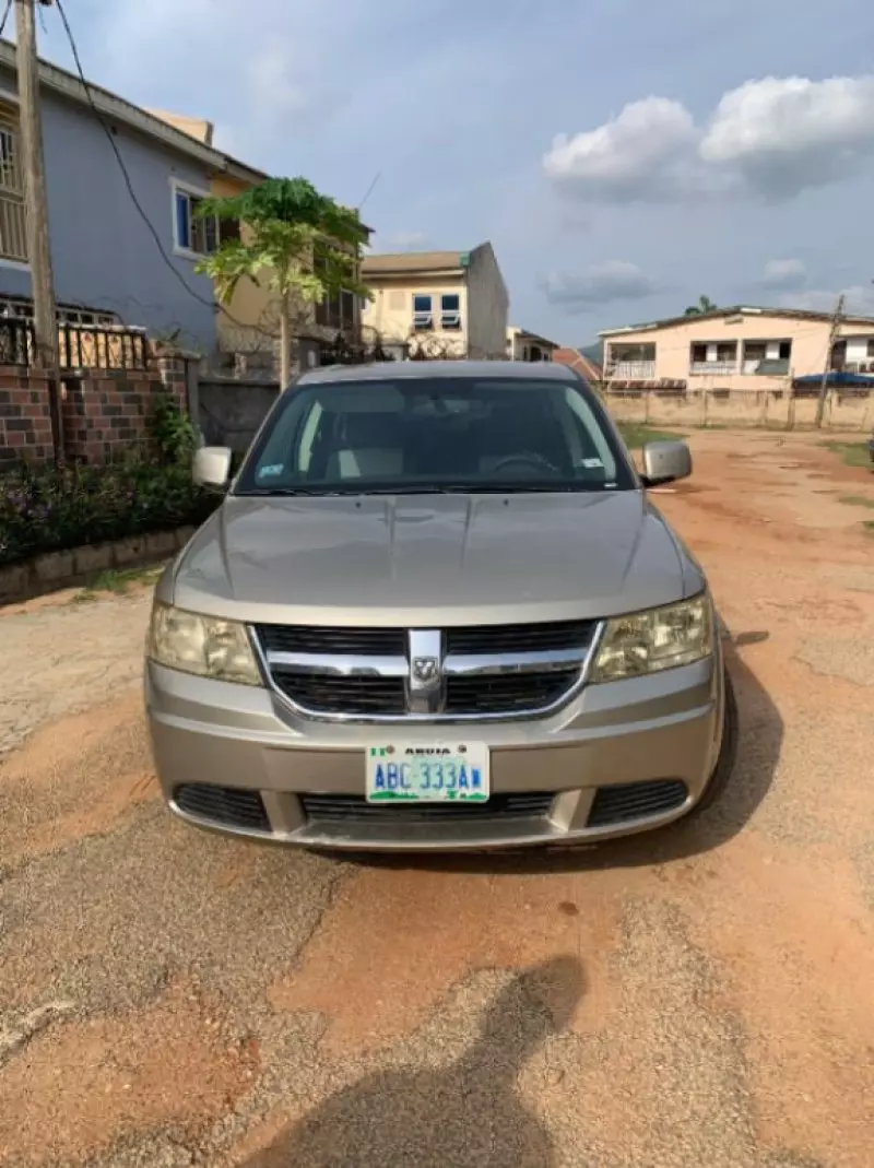Dodge Journey   - 2009