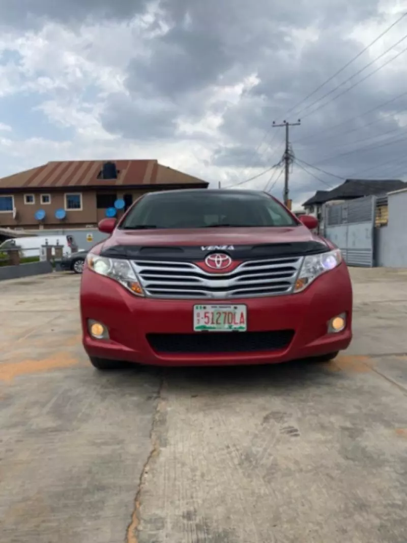 Toyota Venza   - 2010