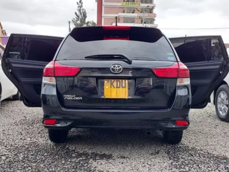 Toyota Corolla   - 2013