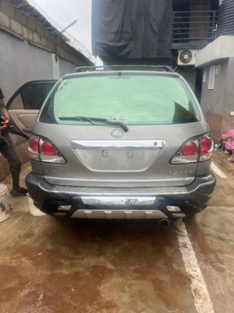 Lexus RX 300   - 2000