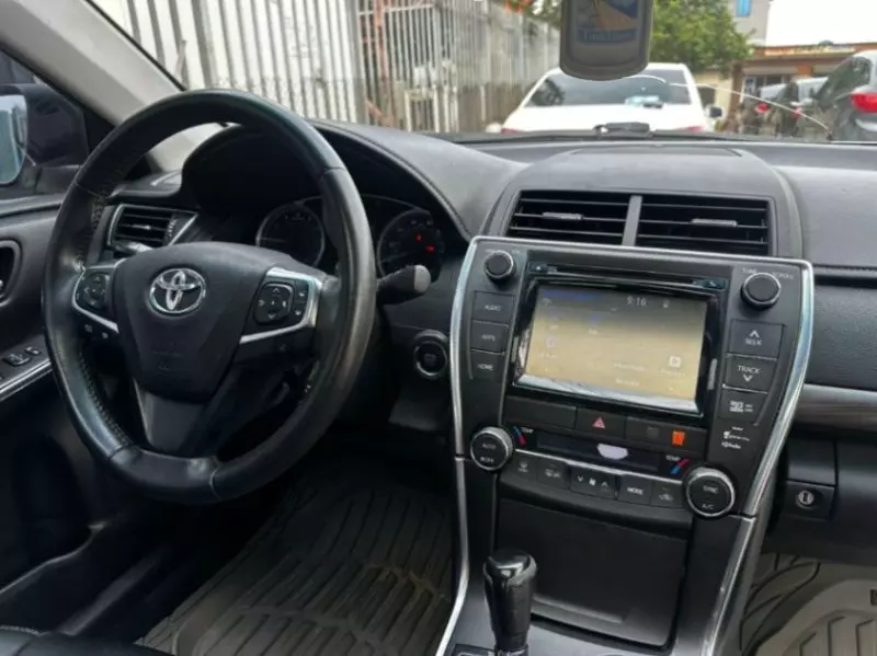 Toyota Camry   - 2015