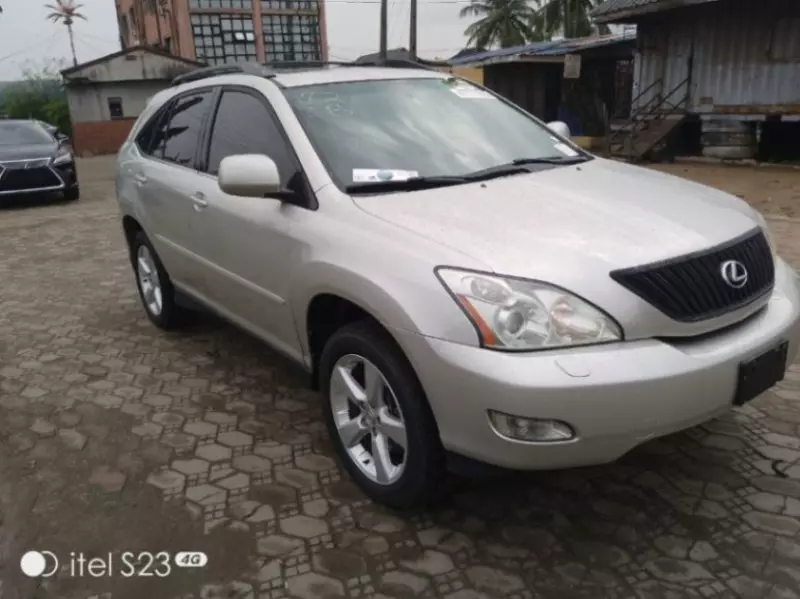 Lexus RX 330   - 2005