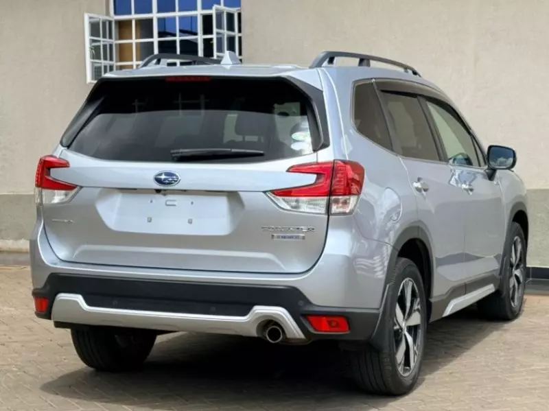 Subaru Forester   - 2018