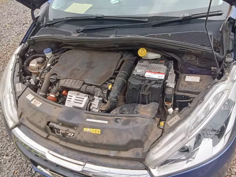 Peugeot 208   - 2016