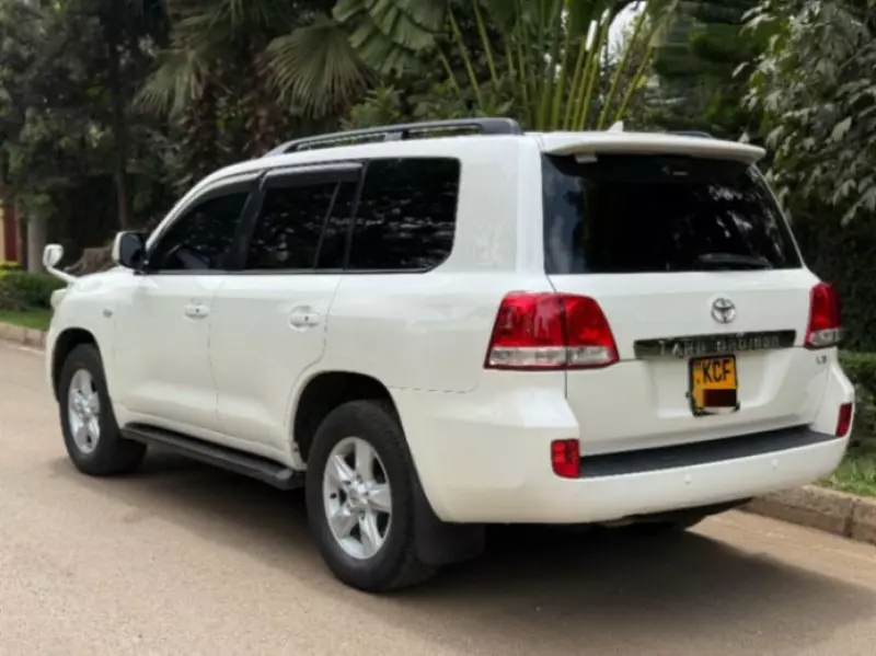 Toyota Landcruiser   - 2008