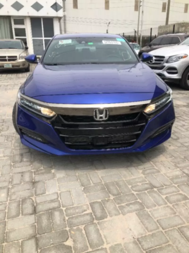 Honda Accord   - 2009