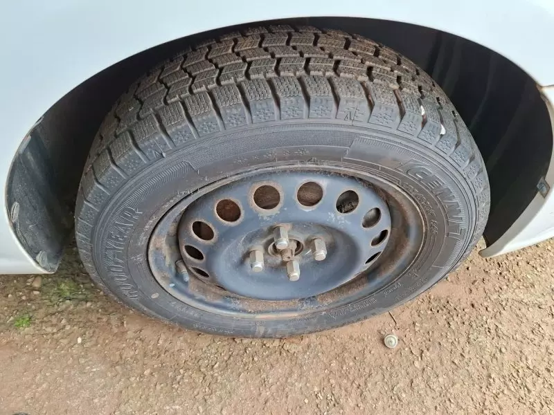 Toyota Fielder    - 2012