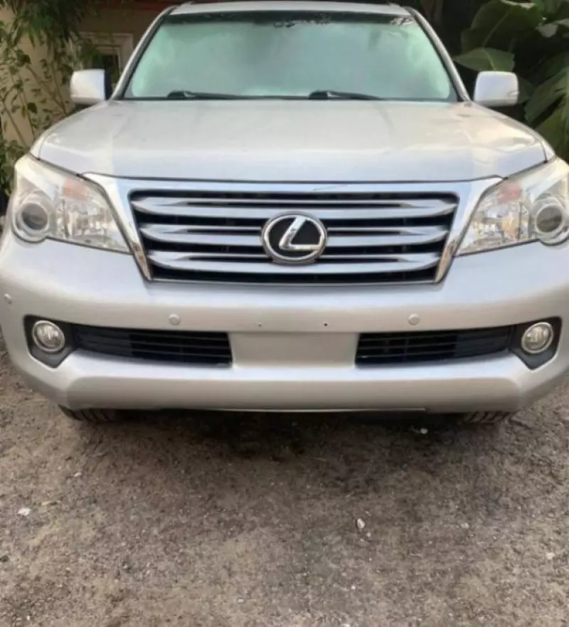 Lexus GX 460   - 2012
