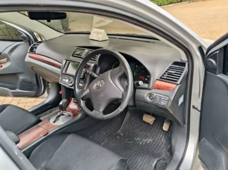 Toyota Premio    - 2007