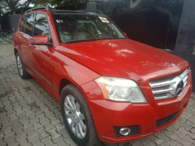Mercedes-Benz GLK 350   - 2012