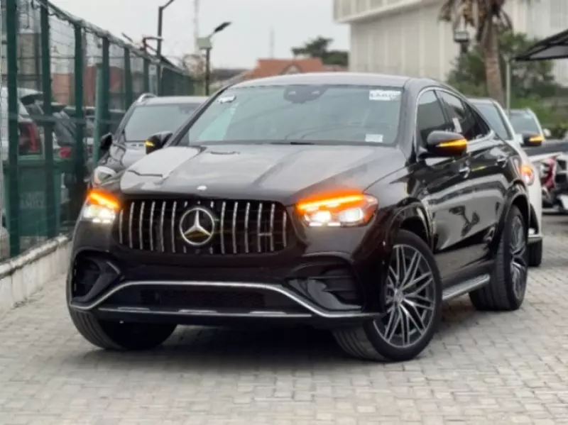 Mercedes-Benz GLE 53 S   - 2024
