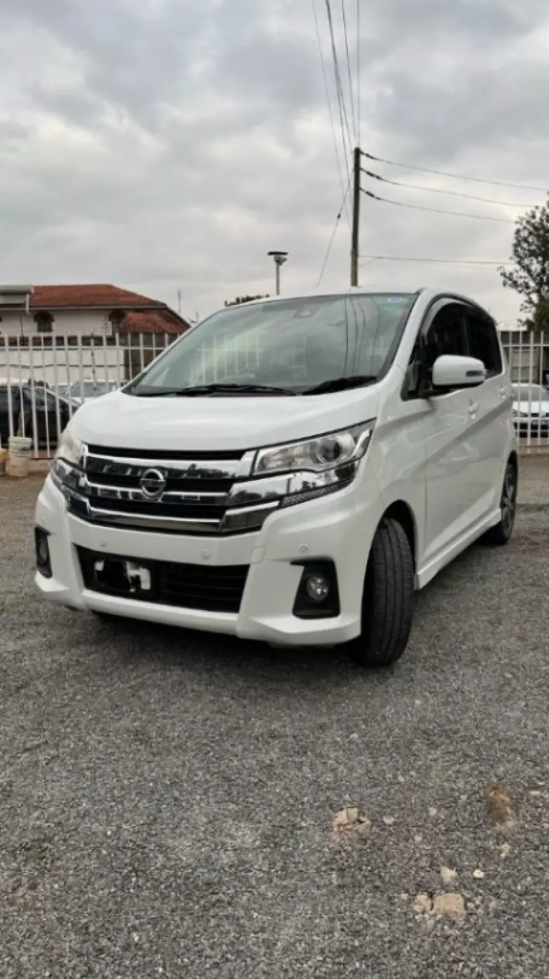 Nissan Dayz   - 2018