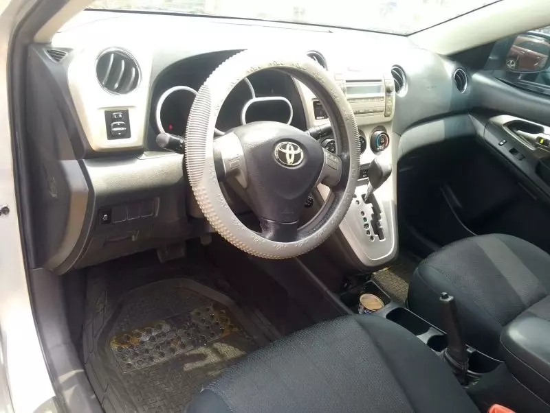 Toyota Matrix   - 2010