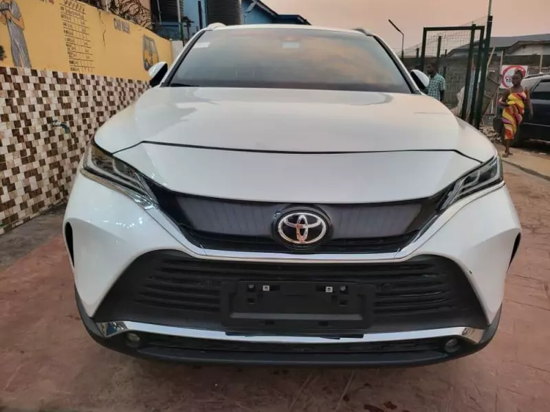 Toyota Venza   - 2021