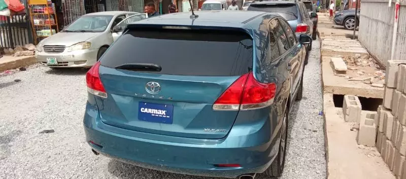 Toyota Venza   - 2012